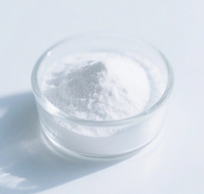 Smeltpunt 2054 °C Aluminadeeltjes Topmoleculair gewicht 101,96 G/mol